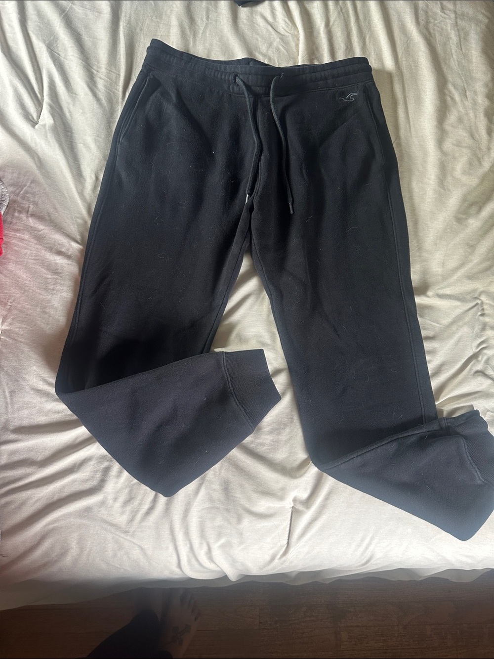 Men's Hollister Black Jogger Sweatpants - Casual Comfort